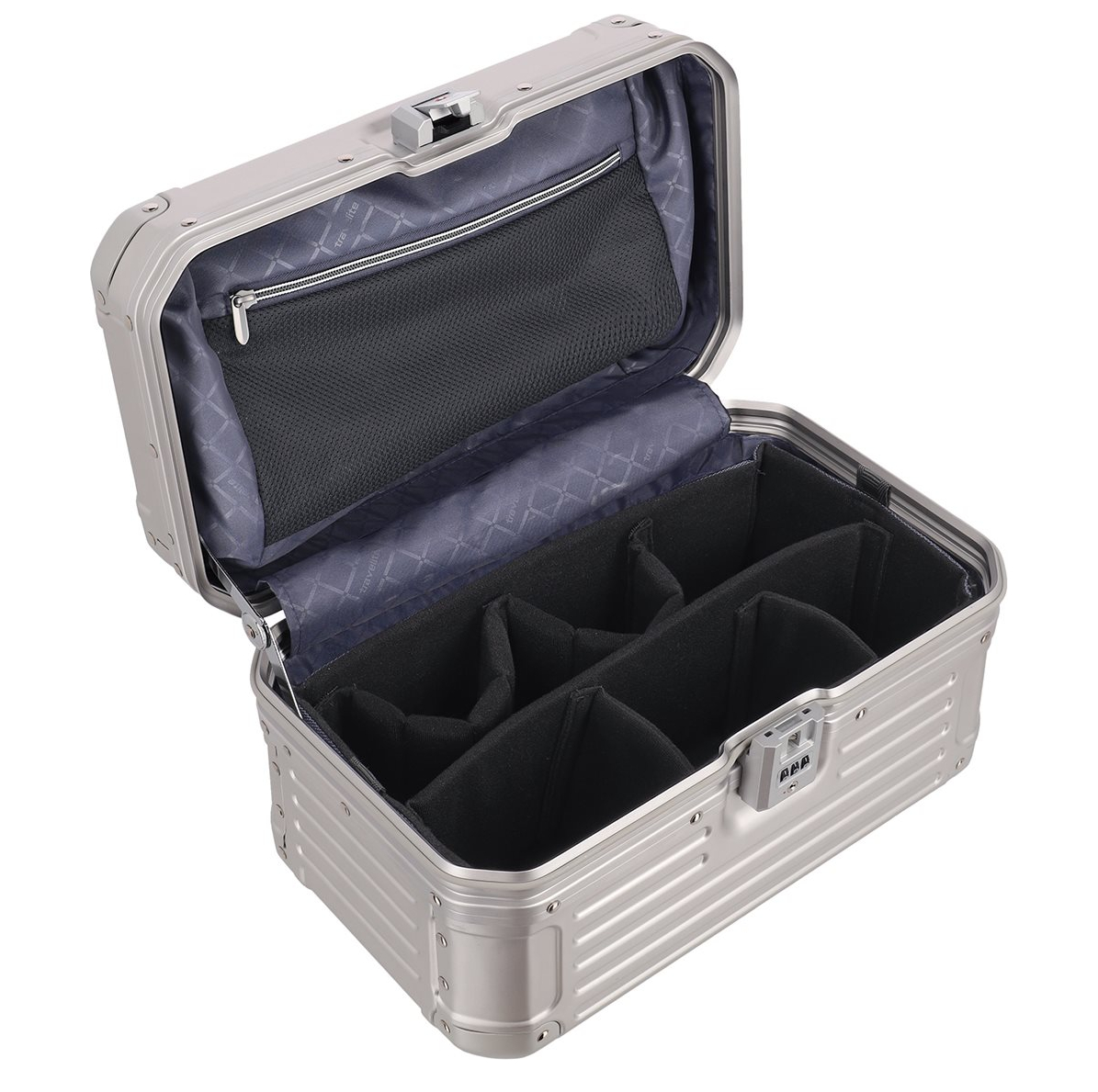 Travelite Next Aluminium Beautycase silver