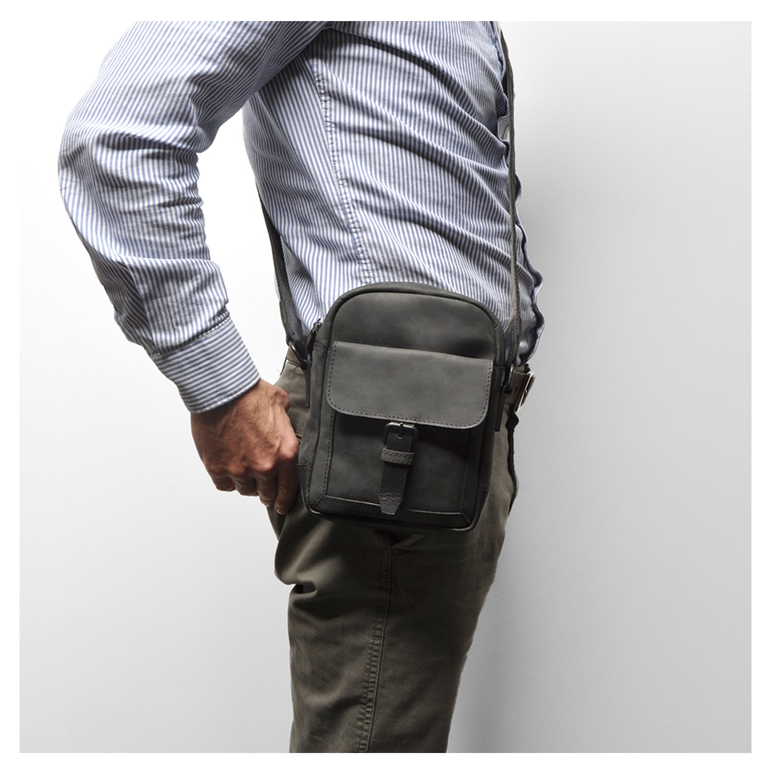 Berba Volte Crossbody black