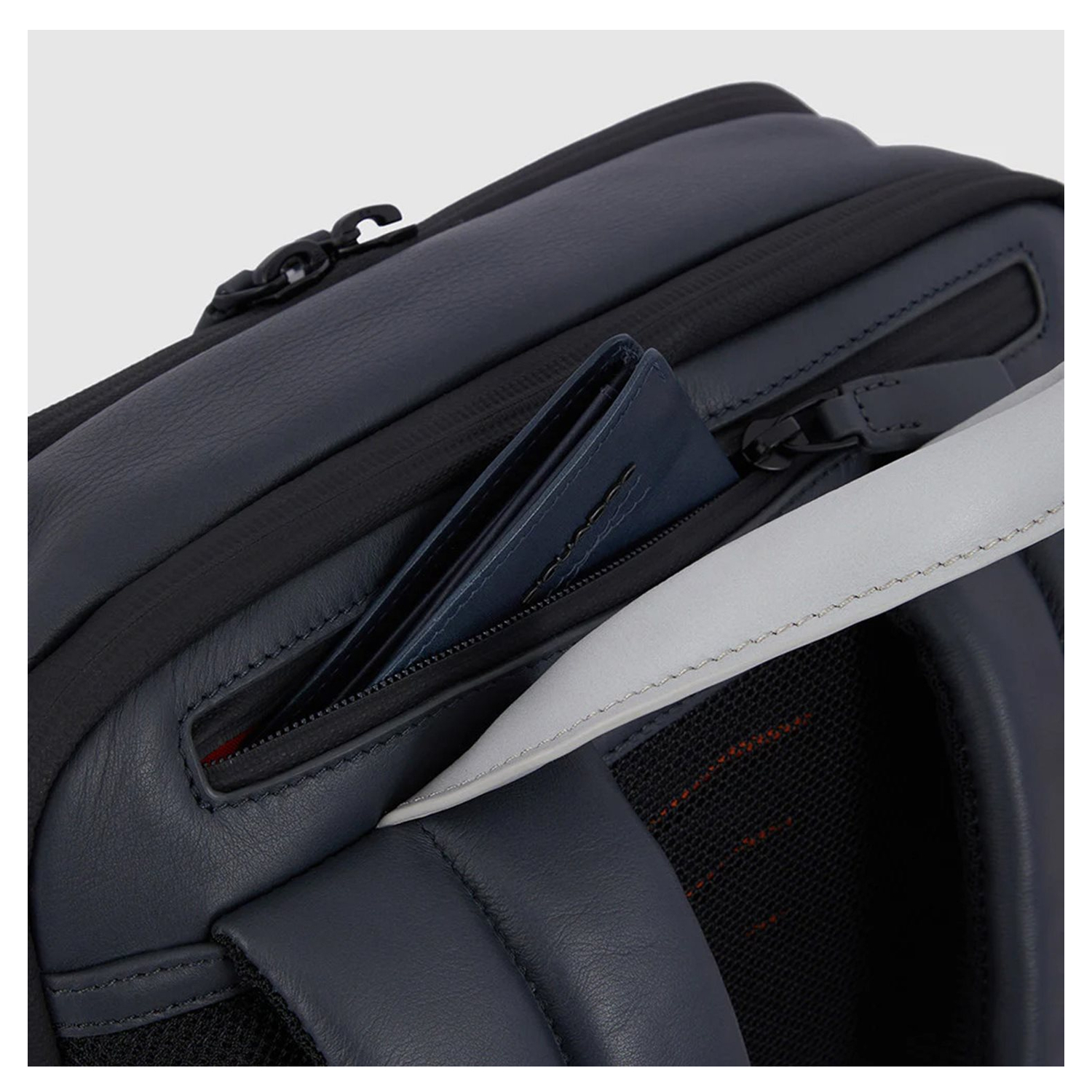 ca5939ub00air-n_11