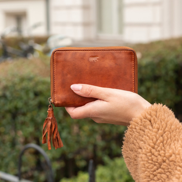 cl18367-cognac_2