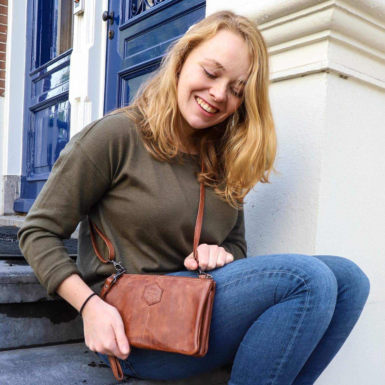Bear Design Cow Lavato Clutch zwart CL30996-ZWART | Travelbags.nl
