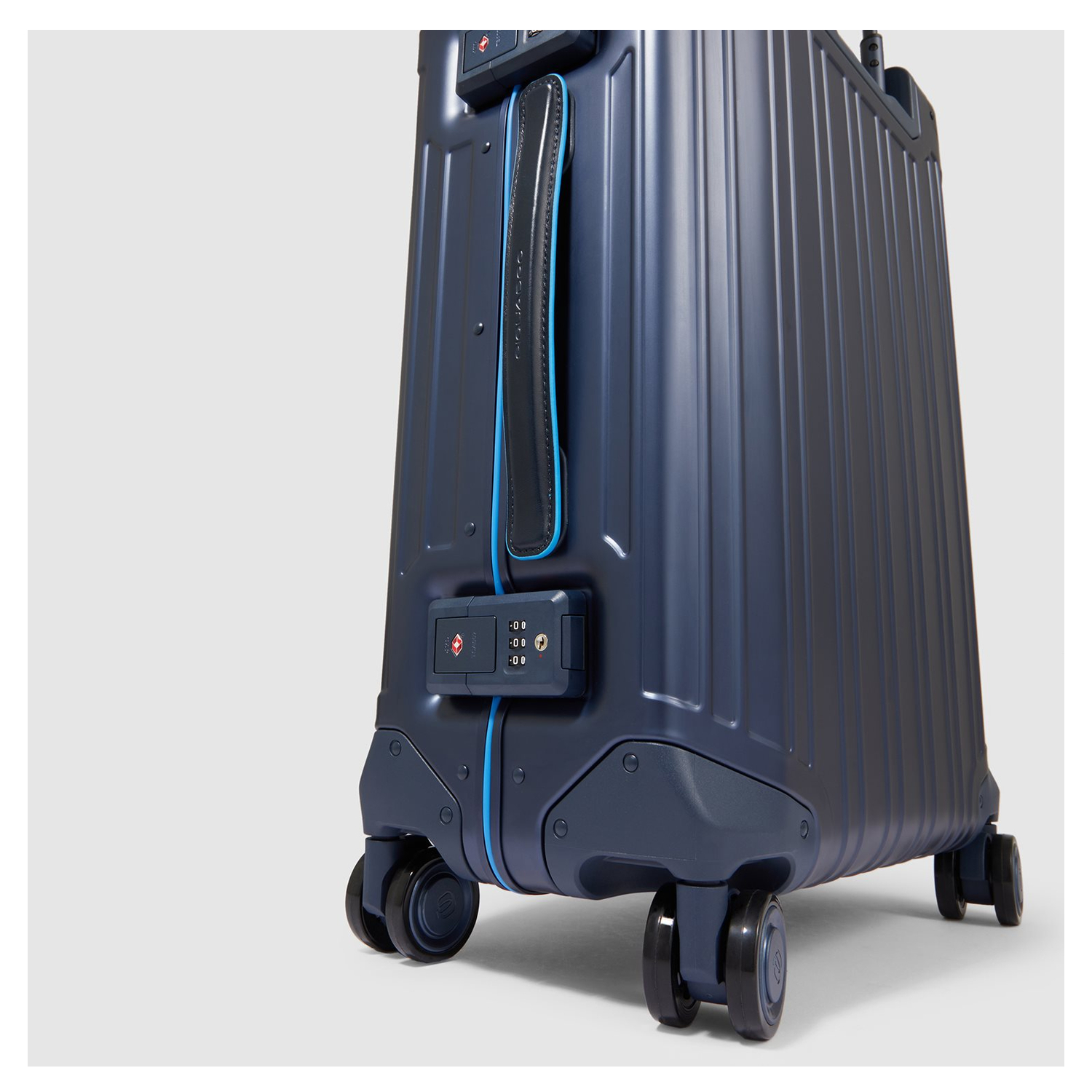 bv4425alub2-blu2_6