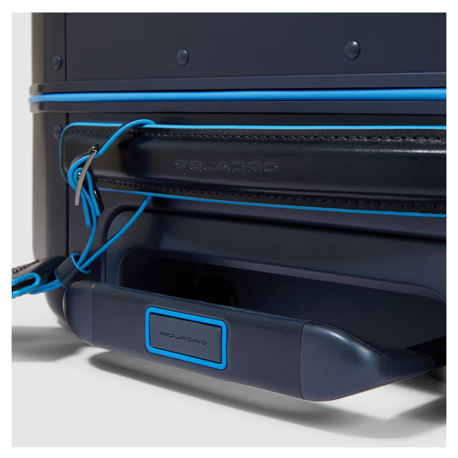 bv4425alub2-blu2_12
