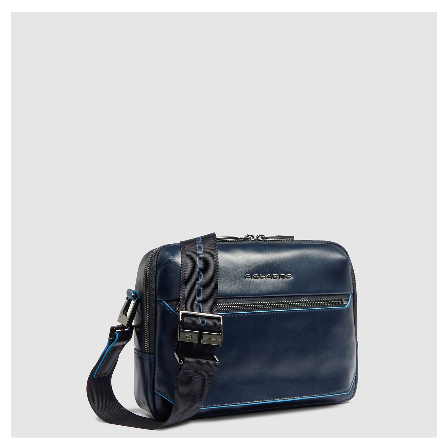 ca6588b2-blu2_3