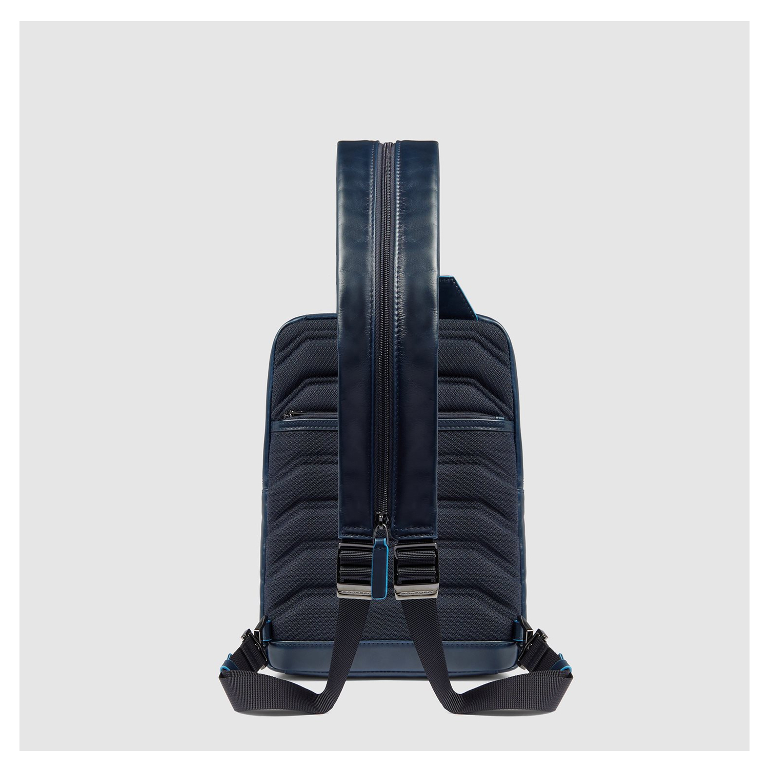ca6589b2-blu2_3