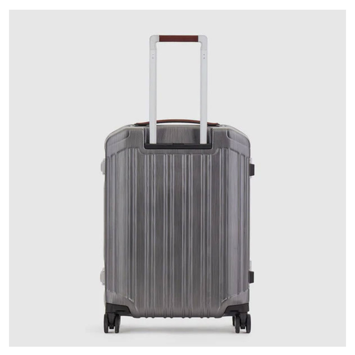 bv4425pqlm-ncu_3