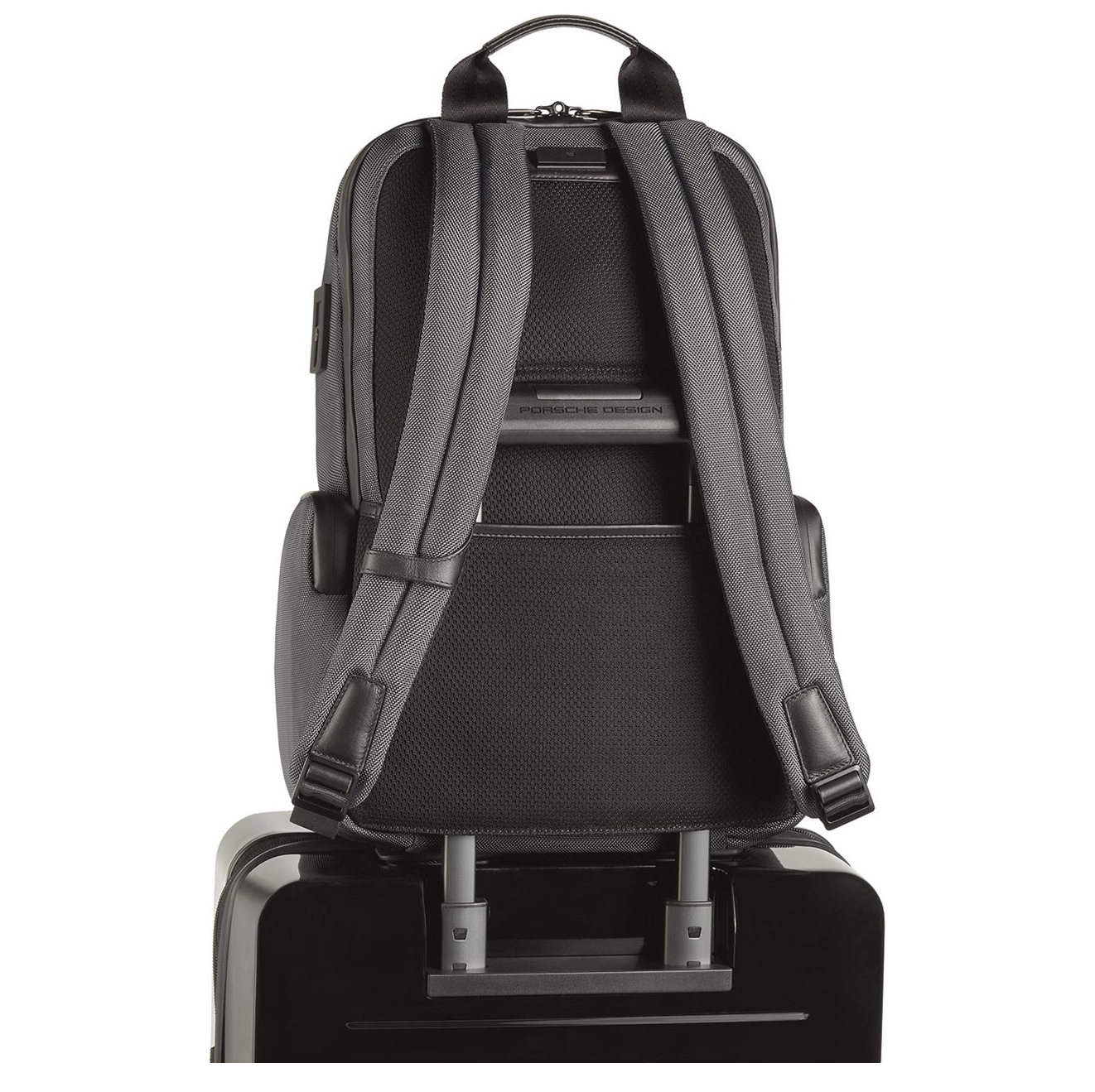 porsche-design-roadster-pro-backpack-m1-anthracite