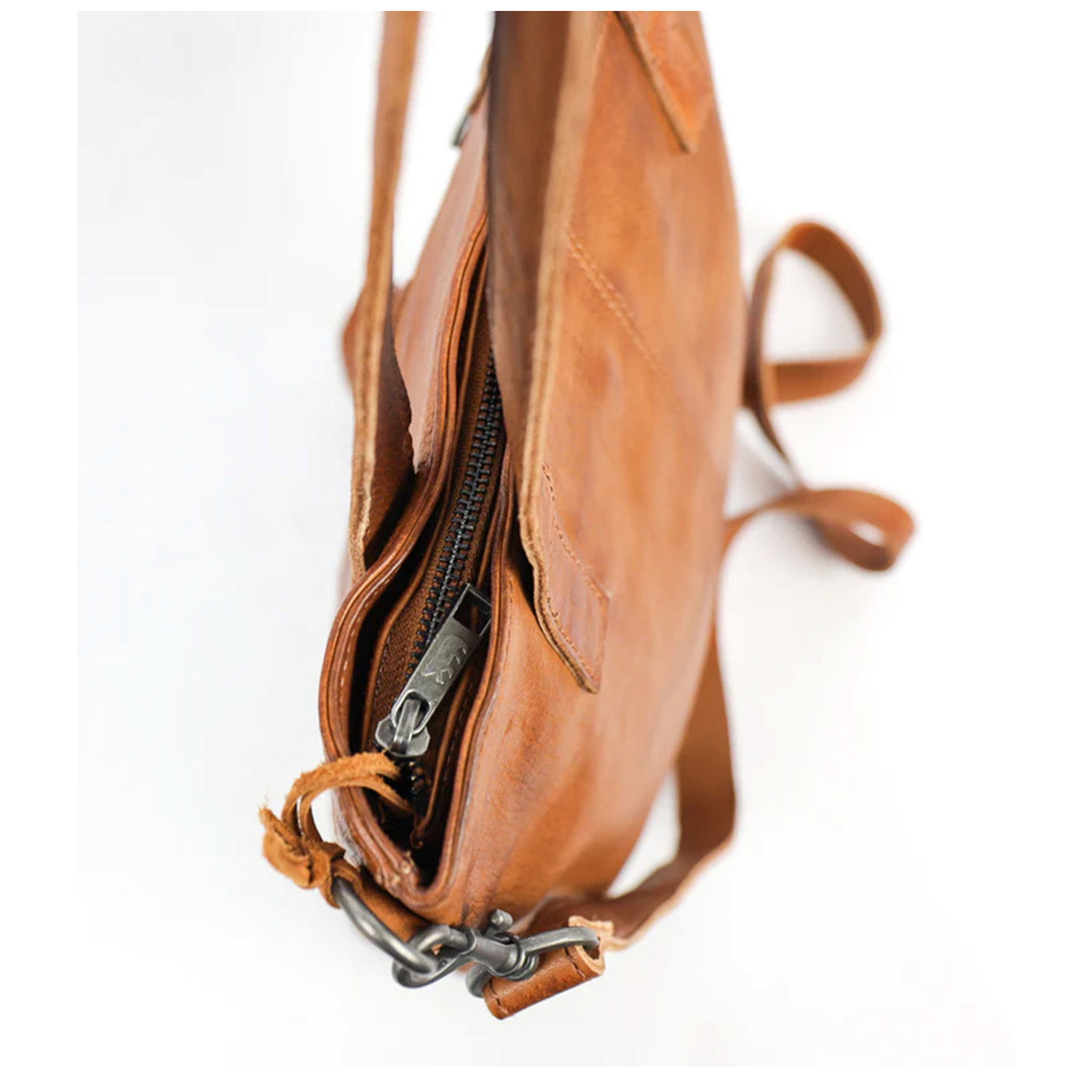 cp-2150-cognac_6
