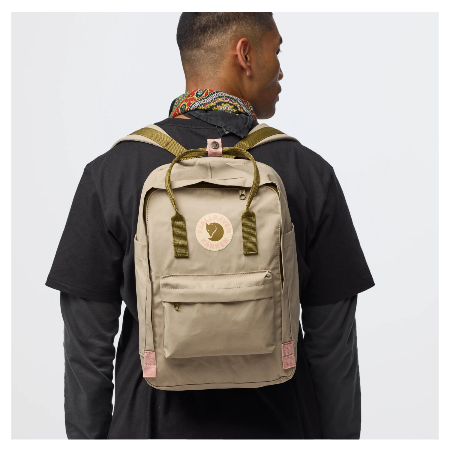 23200411-118-631_2